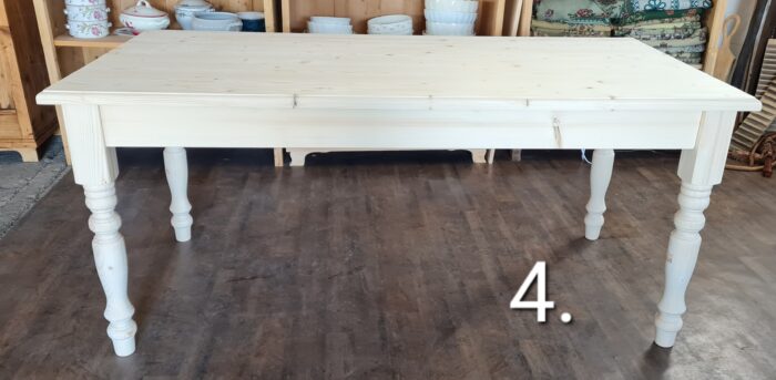 G. Esztergált lábú asztal 180x90x80 - új készítésű