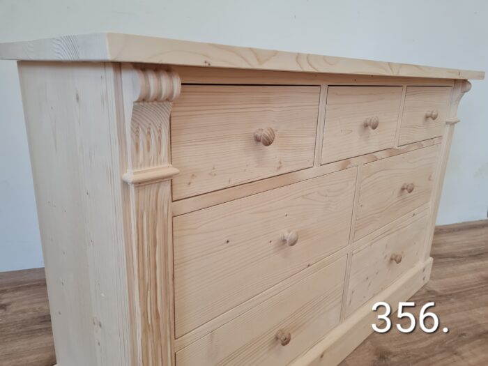I. Komód 7fiókos, díszes 122x41x75cm - új készítésű