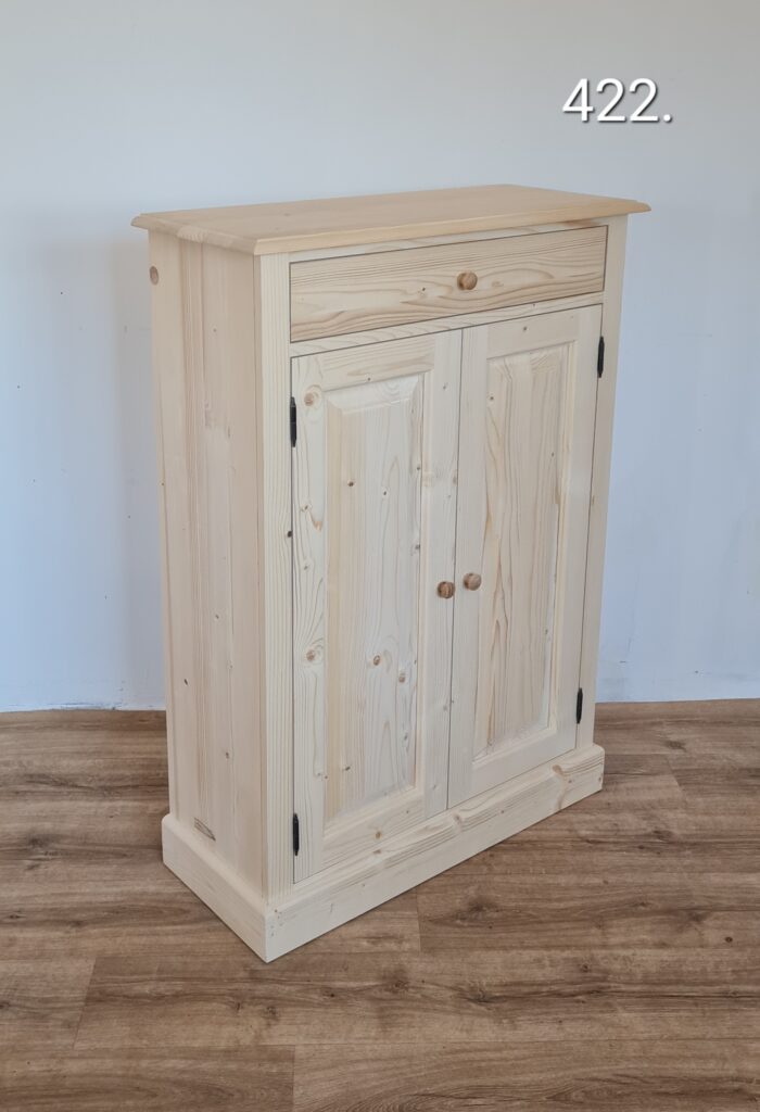 Q. Komód 85x35x120cm - új készítésű