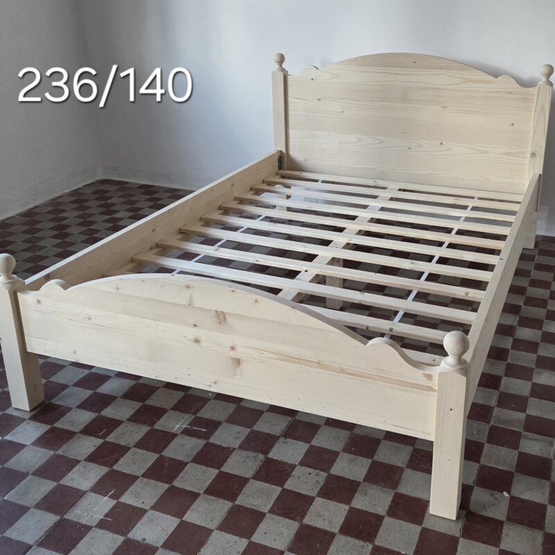 Q. Francia ágy 140x200cm - új készítésű